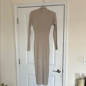Elegant Beige Knit Dress
